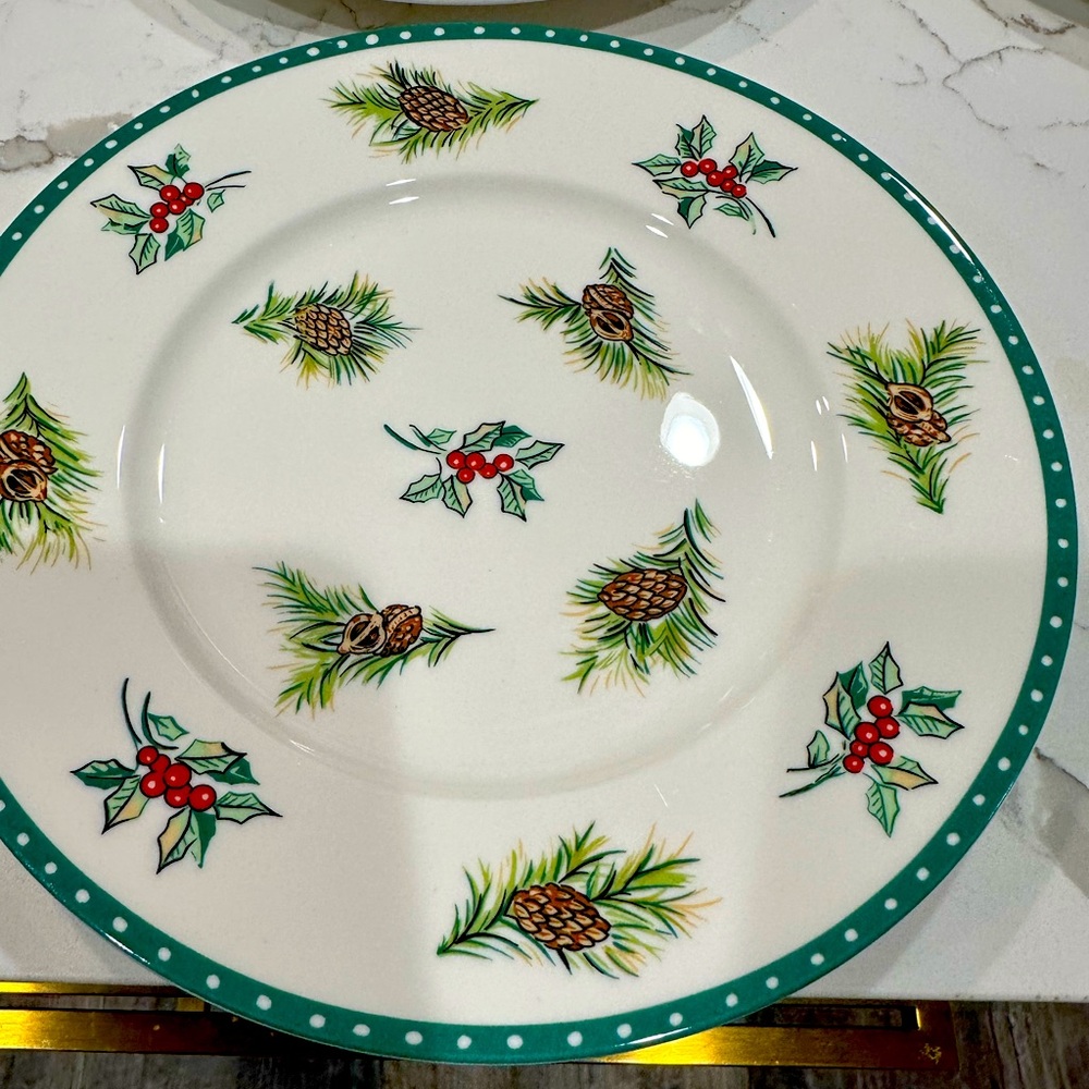 Mikasa Seasonal Plates-4 set